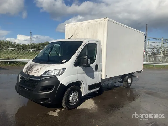 Opel Movano 4x2 Van Truck