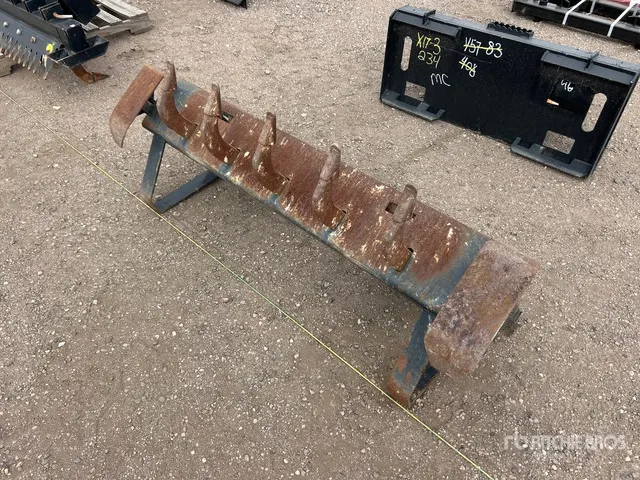 Cat 40 in Skid Steer Ripper Scarifier
