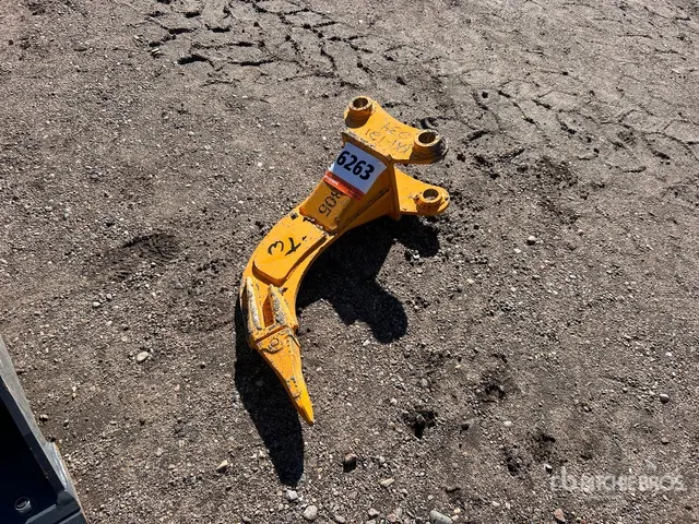 2026 GIYI Excavator Ripper - Fits Cat 305 (Unused)