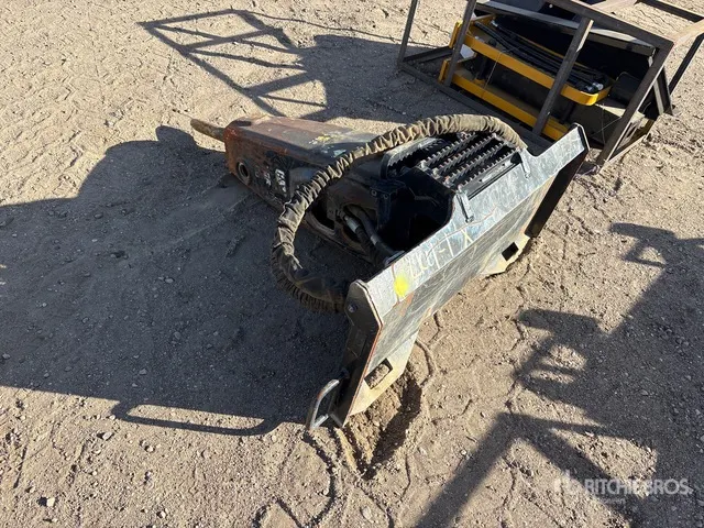 2022 Cat H55S 46 in Skid Steer Breaker