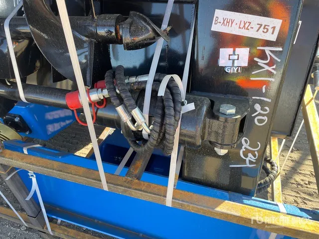 2026 GIYI 12 in Mini Skid Steer Auger (Unused)
