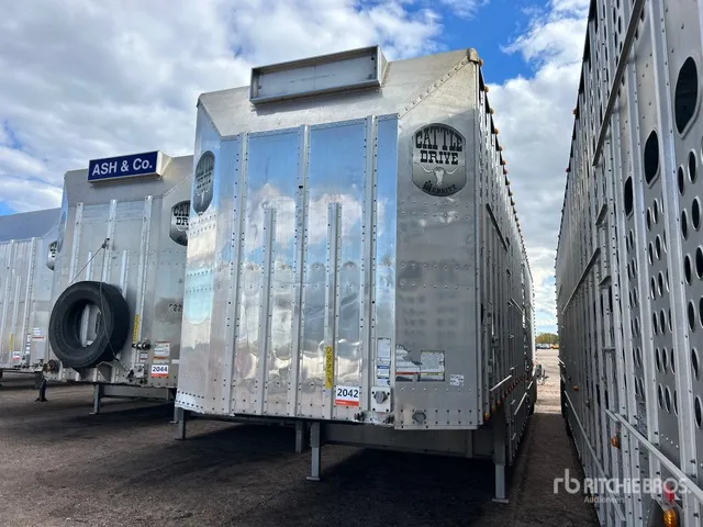 2022 Merritt 52 ft T/A Livestock Trailer
