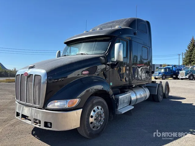 2003 Peterbilt 387 6x4 T/A Sleeper Truck Tractor