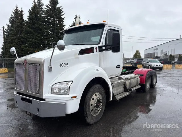 2015 Kenworth T880 6x4 T/A Day Cab Truck Tractor