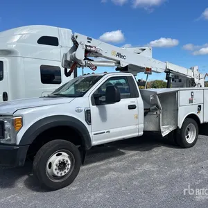 2017 Ford F-550 XL 4x2 Bucket Truck (Inoperable)