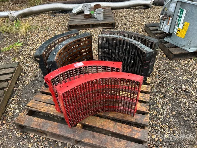 Quantity of (6) Combine Concave - Fits Case IH