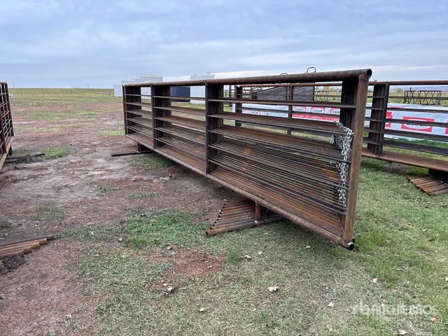 Quantity of (10) 24 ft x 5 ft 3 in Heavy Duty Livestock Panel (Unused)