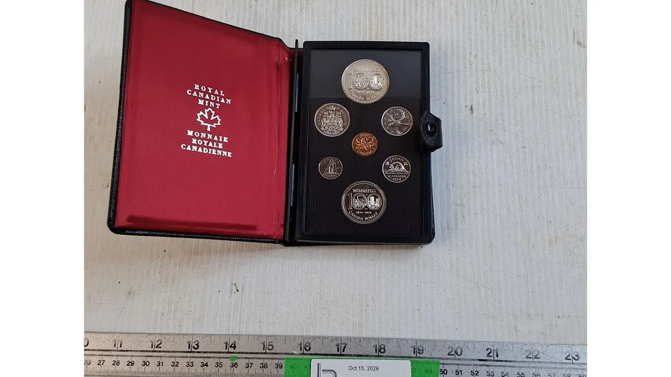 1974 Canadian Collectors Coins - Cannot Authenticate