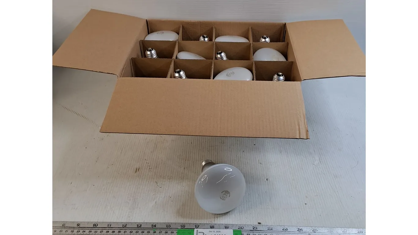 Box of (12) 65W 120V Flood Lights, Pickup Preferred
