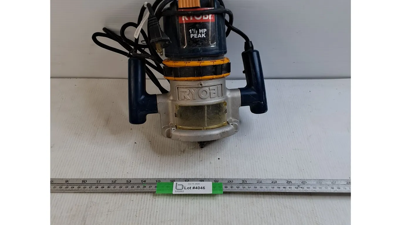 Ryobi 1 1/2 HP Hand Router - No Power - As Is
