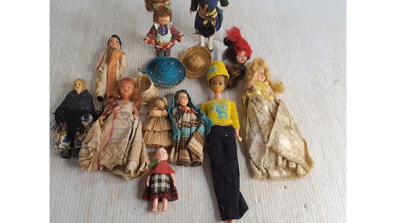 (10) Vintage Dolls - Some As is