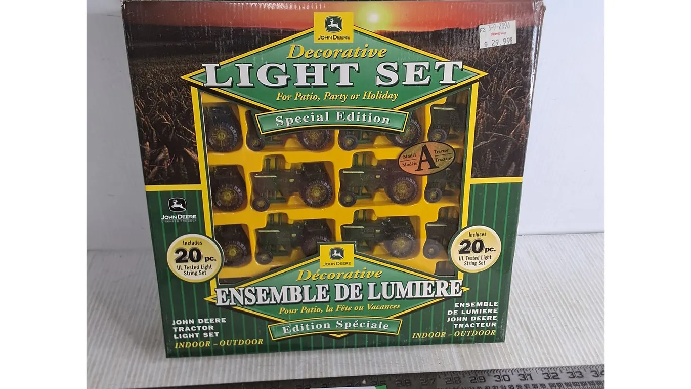 NIB John Deere String Light Set