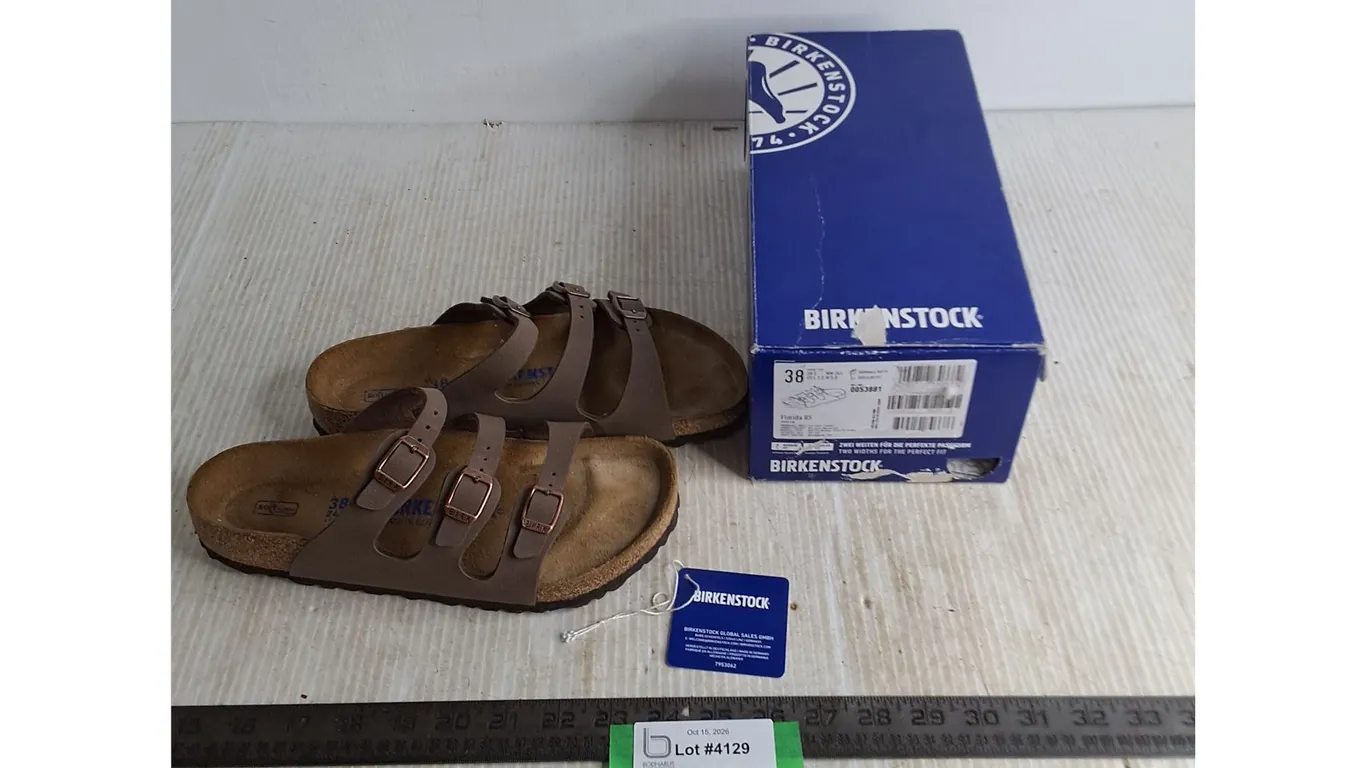 Unused Pair of Size 38 Birkenstock Sandals