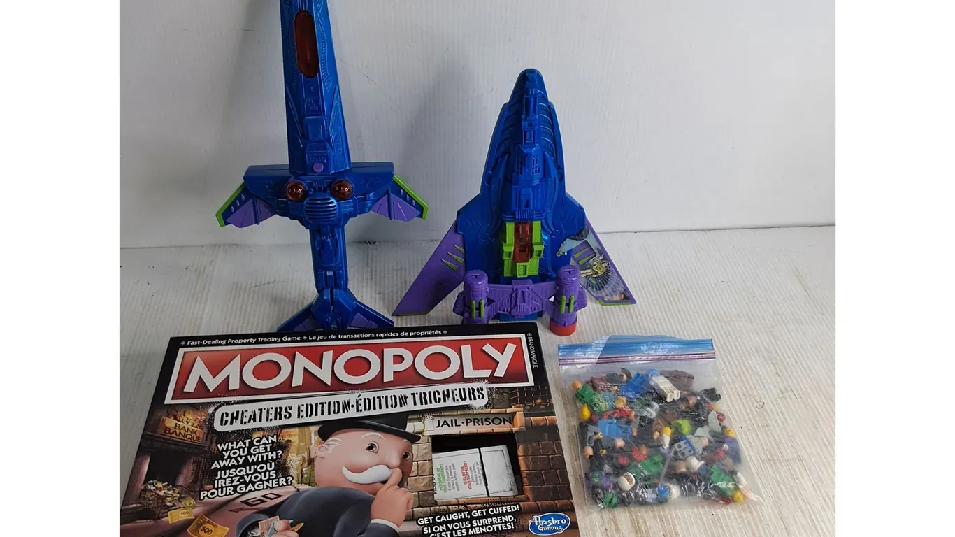 Cheater's Edition Monopoly, Sound Effect Toys, Lego Figurines