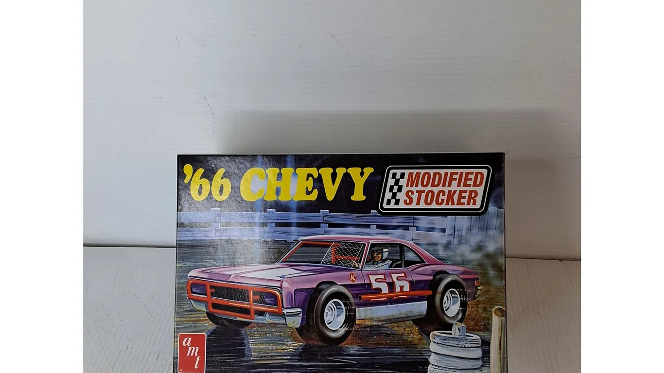 '66 Chevy Modified Stocker Model Car Kit