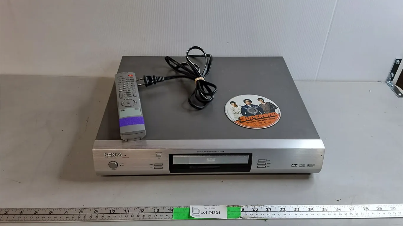 Toshiba DVD Player- Powers On, Remote & Superbad Movie