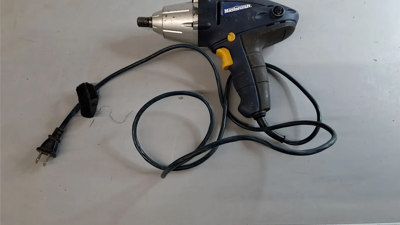 Mastercraft Electric Impact Wrench- Powers On