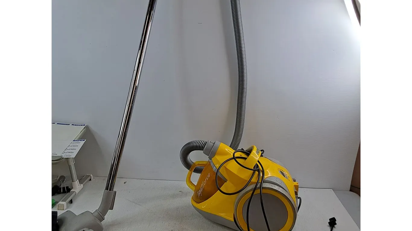 Eureka Lightforce Floor Vacuum - Powers On - As Is, Pickup Only