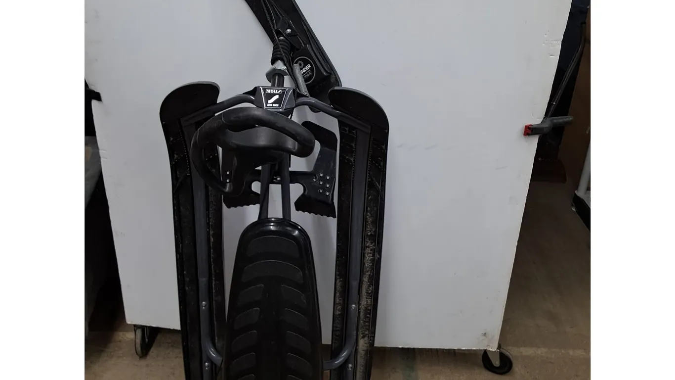 * Tiga King Size GT Sled w/ Towing Rope - As Is, Pickup Only