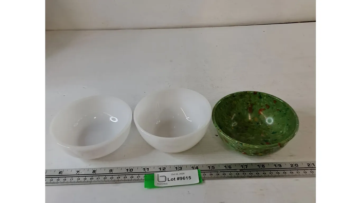 (3) Bowls, (2) Glass (1) Plastic, Fire King, Glasbake, Prolon