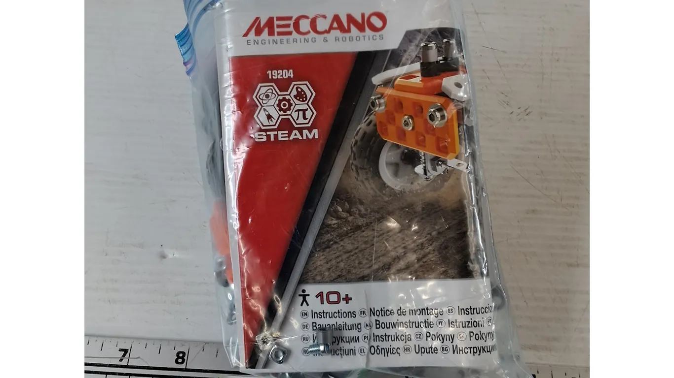Meccano Super Truck 15 In 1 with Manual As-Is