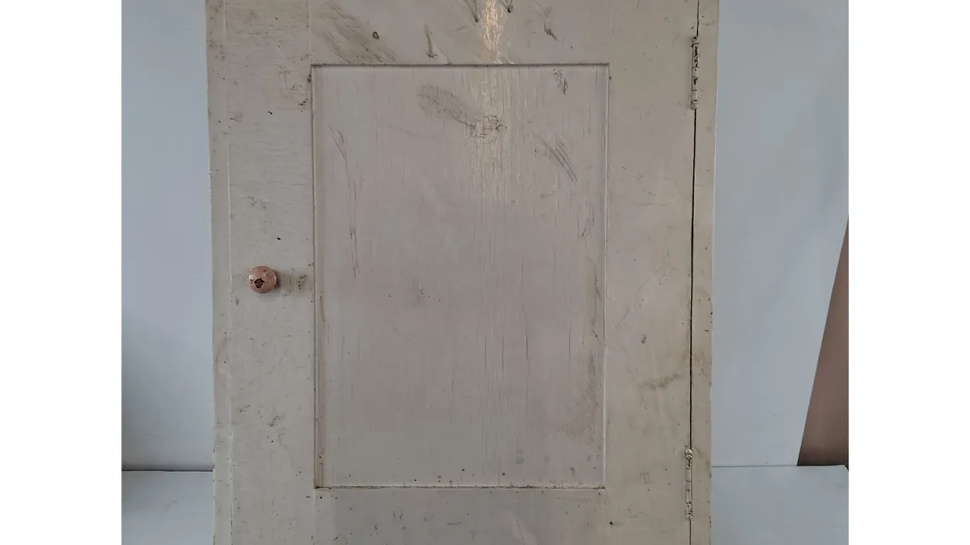 *White Painted Wooden Wall Mounted Cupboard No Shipping