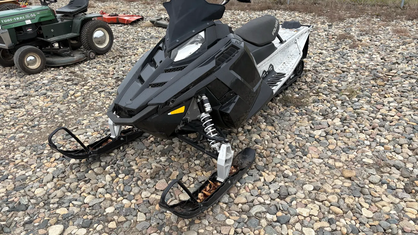 2012 POLARIS 800 ASSAULT SNOWMOBILE