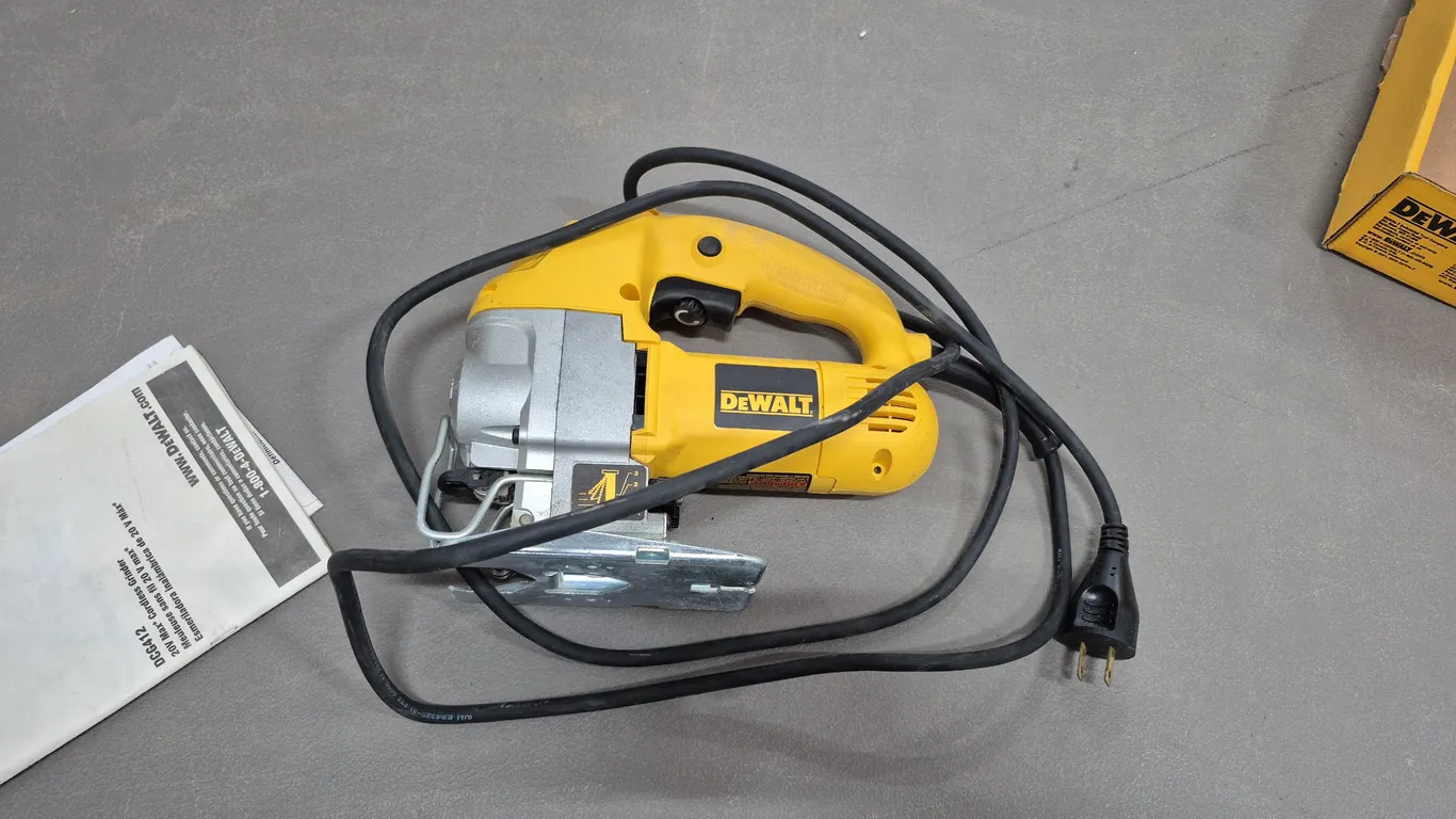 DeWalt Heavy Duty Jigsaw DW317