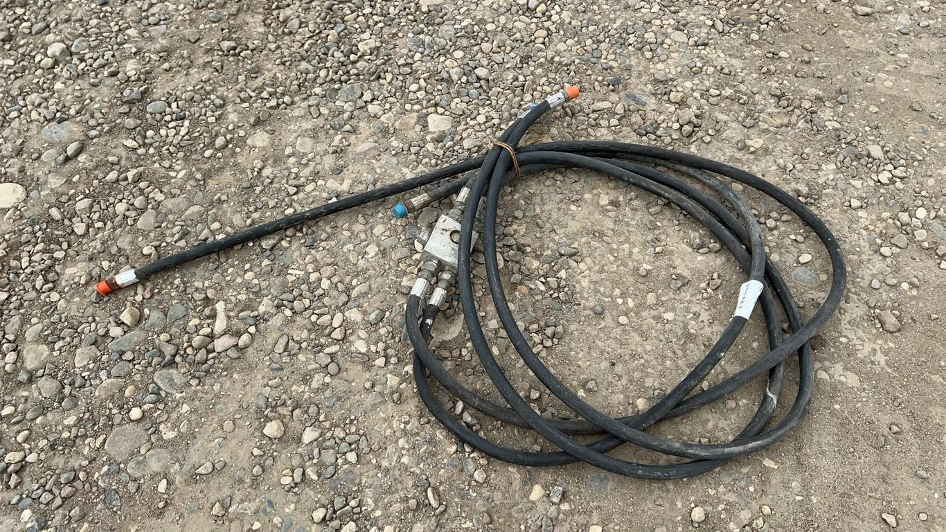 Hydraulic Hoses W/ Flo Control
