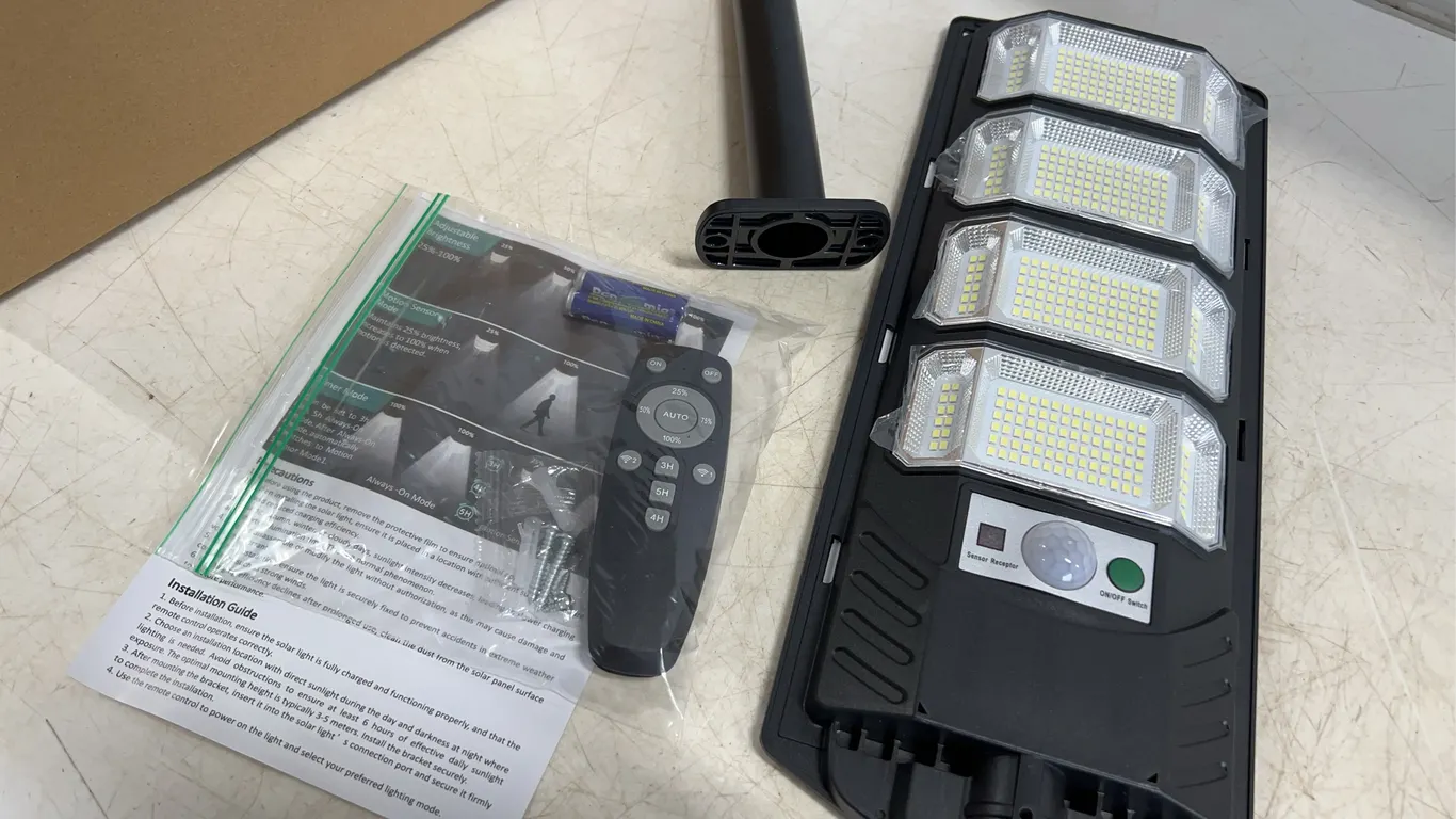 LED Solar Yard Light W/ Remote