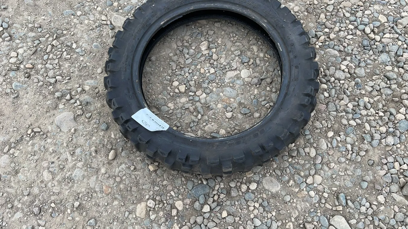 Dirt Bike Tire 90/100R14