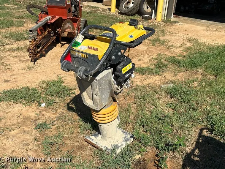 2019 Bomag BT65 plate compactor