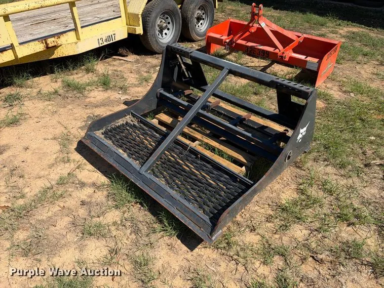 Bobcat 48 Landplane skid steer land leveler