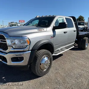 2022 RAM 5500 Crew Cab flatbed truck