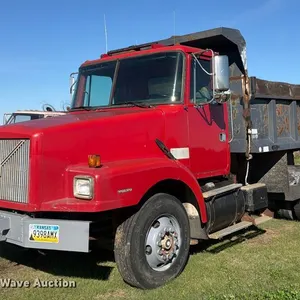 1996 Volvo WG dump truck