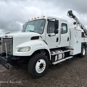 2012 Freightliner Business Class M2 Crew Cab utility / service truck