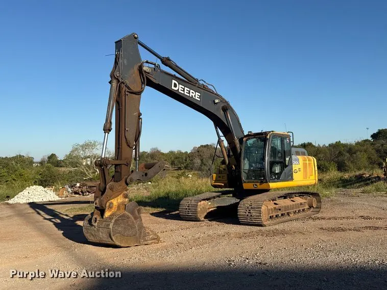2018 John Deere 210G LC excavator