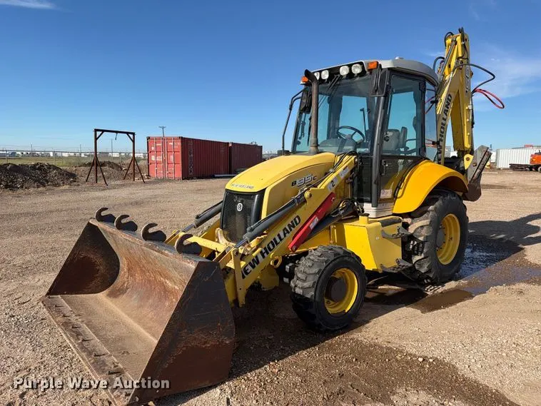 2014 New Holland B95C backhoe