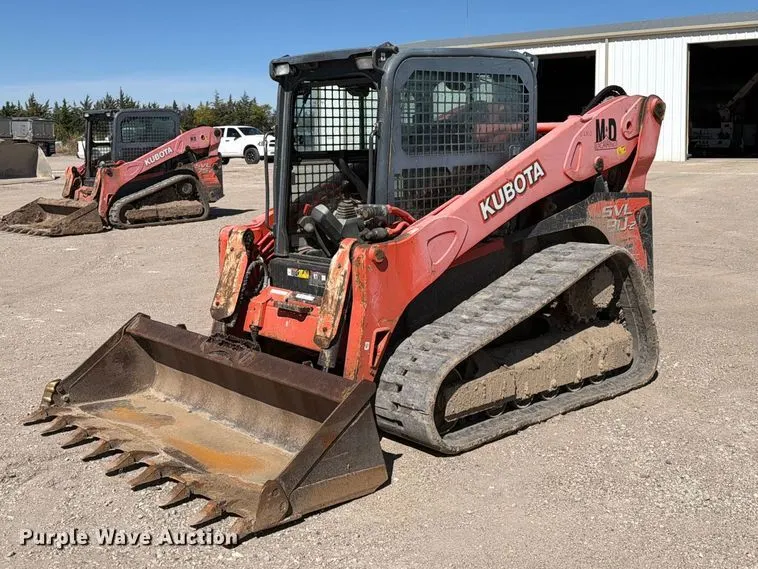 Kubota SVL90-2 tracked skid steer loader