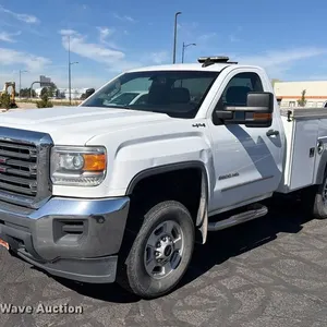 2016 GMC Sierra 2500HD utility bed pickup truck