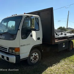 1999 Isuzu NPR flatbed truck