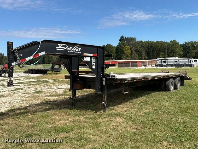 2007 Delta FS equipment trailer