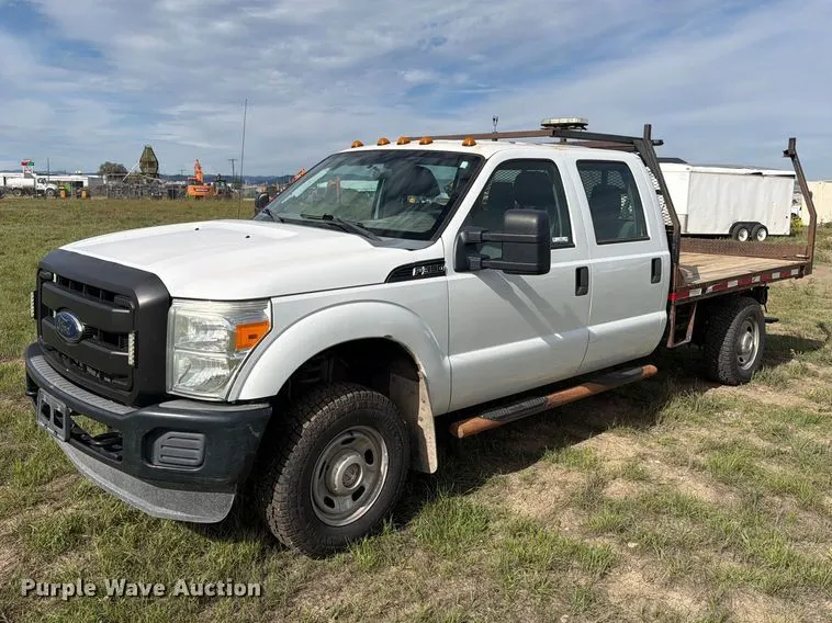 2012 Ford F350 Super Duty Crew Cab dump flatbed pickup truck