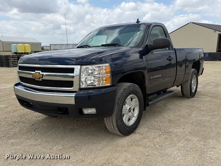 2010 Chevrolet Silverado 1500 pickup truck