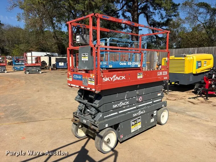 2018 Skyjack SJIII 3226 scissor lift