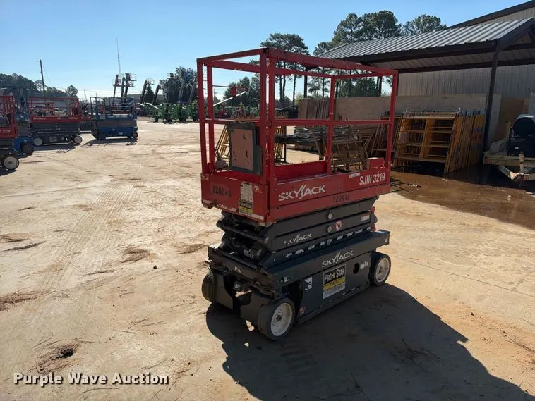 2018 Skyjack SJIII-3219 scissor lift