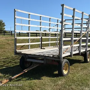 Hay wagon