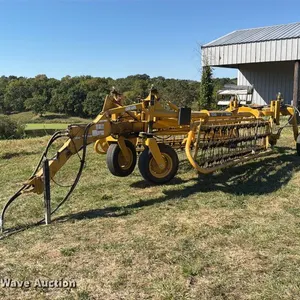 2015 Vermeer R2300 hay rake