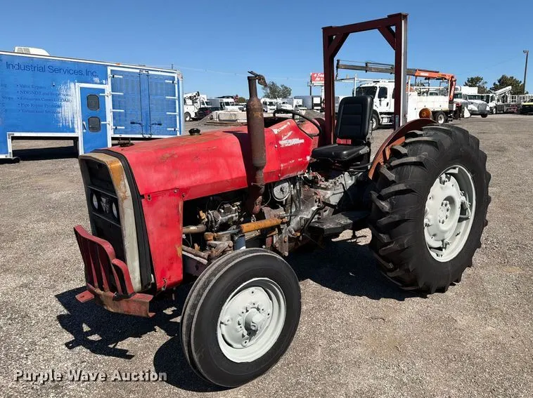 1975 Massey Ferguson 245 tractor
