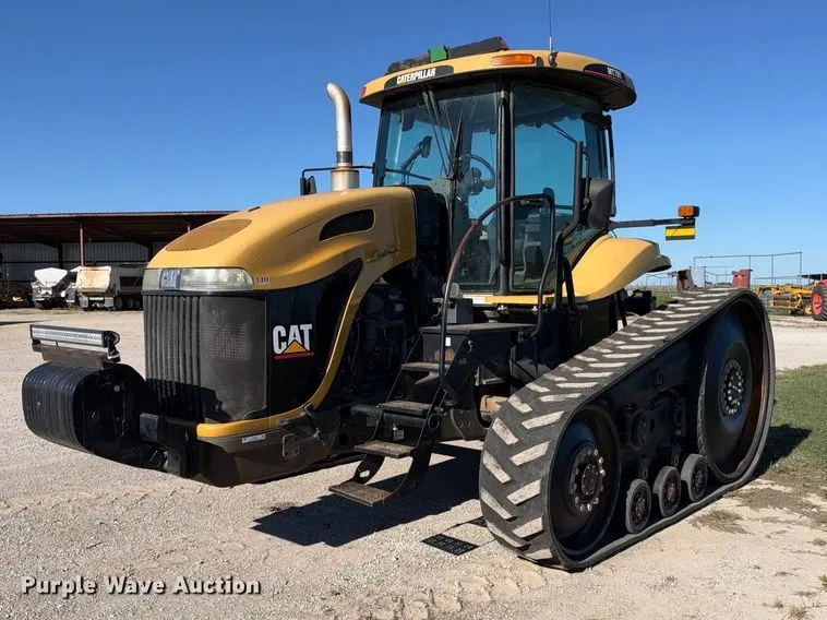 2002 Challenger MT765 tractor
